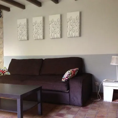 Le Grand Rouget Apartment Beaucaire  Exterior photo